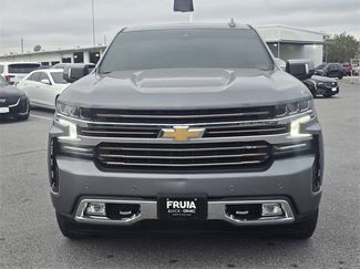 Used 2021 Chevrolet Silverado 1500 High Country w/ Safety Package II video 2