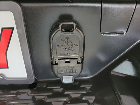 Used 2025 RAM 1500 Big Horn image 12