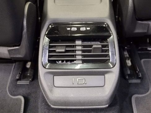 Used 2021 Volkswagen ID.4 Pro S w/ Gradient Package image 34