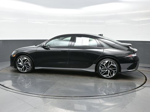 Certified 2024 Hyundai Ioniq 6 Limited image 3