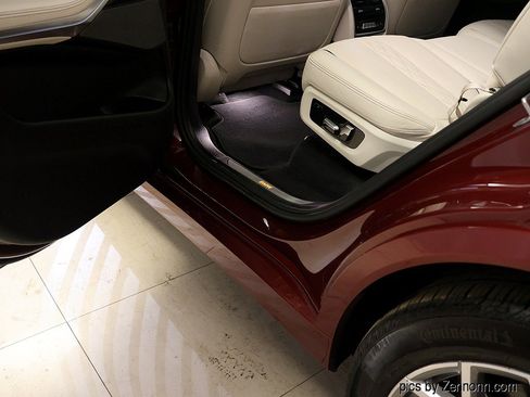 Used 2026 BMW X7 xDrive40i AWD/4WD image 31