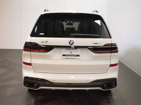 New 2026 BMW X7 xDrive40i w/ M Sport Package image 5