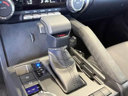 New 2026 Toyota Tacoma TRD Off-Road AWD/4WD image 23