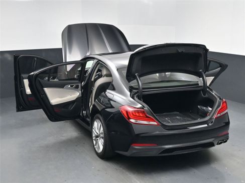 Used 2021 Genesis G70 2.0T w/ Elite Package image 24