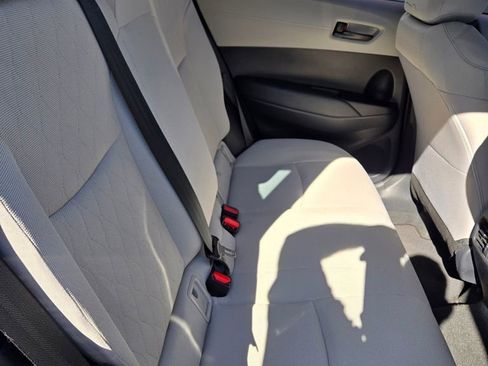 Used 2024 Toyota Corolla Cross L image 37