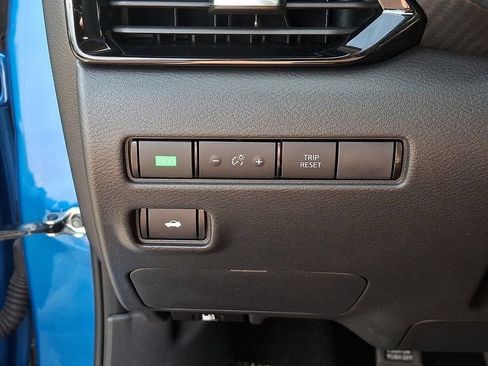 Certified 2023 Nissan Sentra SV w/ All-Weather Package FWD image 28