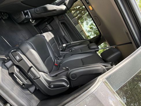 Used 2024 Honda Odyssey EX-L image 24