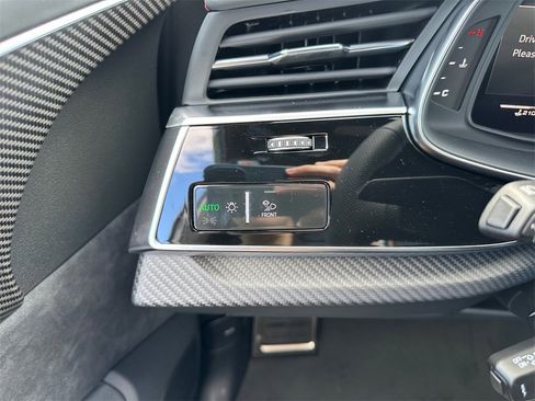 New 2026 Audi SQ7 Prestige image 24