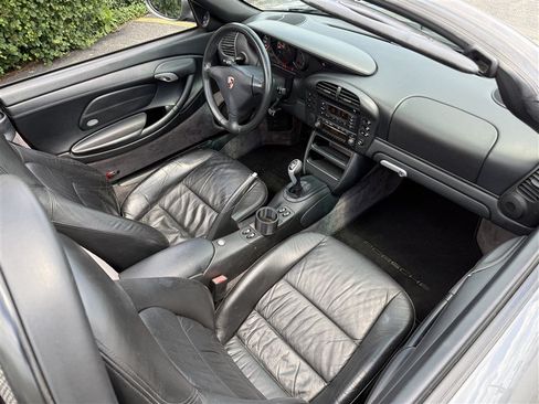 Used 2003 Porsche Boxster RWD image 7