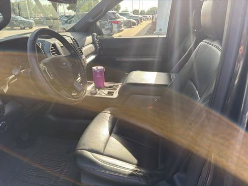 Used 2020 Ford Expedition XLT w/ Equipment Group 202A RWD image 8
