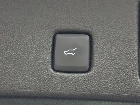 Used 2022 Ford Escape SEL w/ Technology Package image 30