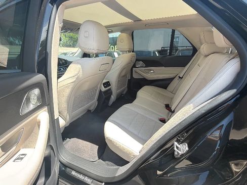 Used 2020 Mercedes-Benz GLE 350 4MATIC w/ Premium Package image 13