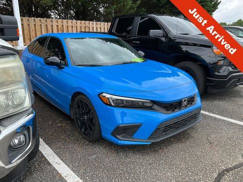 Used 2022 Honda Civic Sport image 1