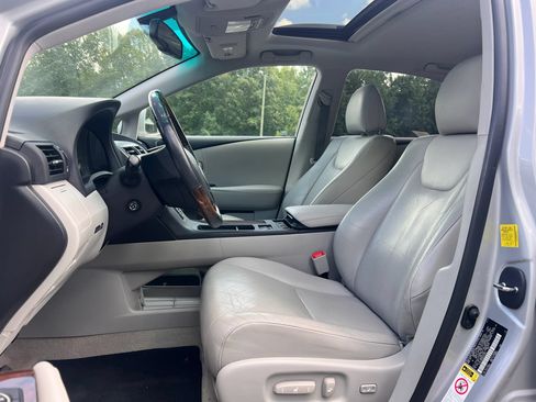 Used 2011 Lexus RX 350 2WD w/ Premium Pkg image 2
