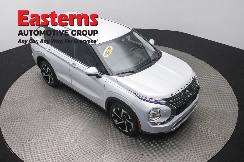 Used 2024 Mitsubishi Outlander SE AWD/4WD image 4