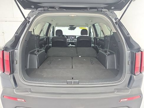 Used 2021 Kia Sorento LX AWD/4WD image 42