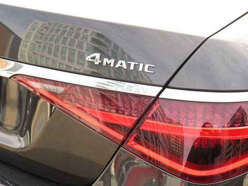 Certified 2022 Mercedes-Benz S 500 4MATIC image 30