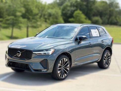 New 2026 Volvo XC60 B5 Ultra w/ Protection Package Premier AWD/4WD image 3