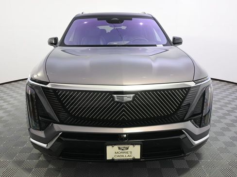 New 2026 Cadillac Vistiq Premium Luxury w/ LPO, Floor Liner Package AWD/4WD image 10