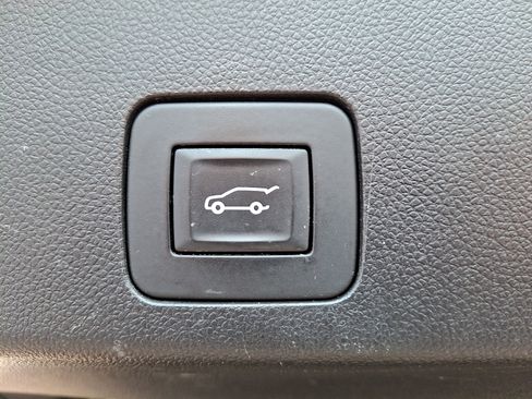 Used 2023 Buick Encore GX Select w/ Sport Touring Package FWD image 29