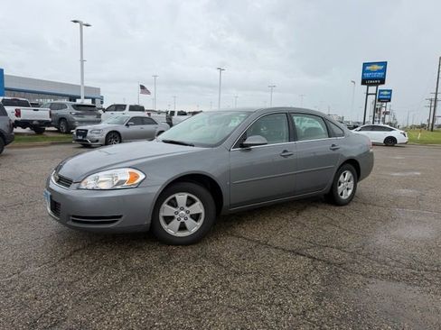 Used 2007 Chevrolet Impala LT FWD image 3