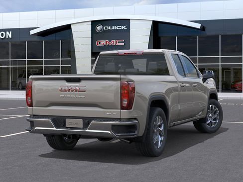 New 2026 GMC Sierra 1500 SLE image 28