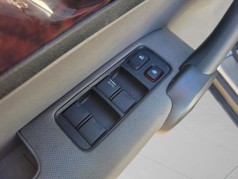 Used 2011 Honda CR-V EX image 33