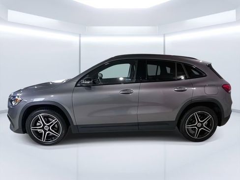 Used 2022 Mercedes-Benz GLA 250 4MATIC image 2