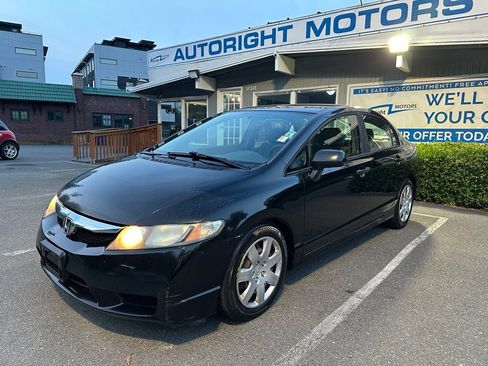 Used 2010 Honda Civic LX image 1