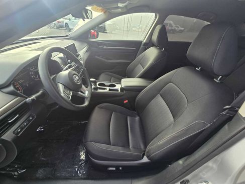 Used 2023 Nissan Altima 2.5 SV image 23