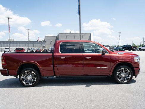 Used 2019 RAM 1500 Limited AWD/4WD image 11