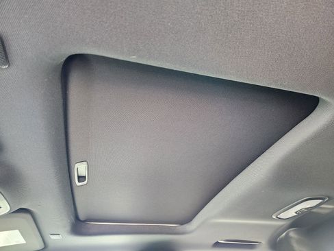 New 2026 GMC Canyon Elevation w/ Convenience Package image 28