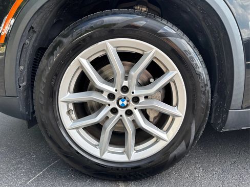 Used 2019 BMW X5 xDrive40i w/ Convenience Package AWD/4WD image 16