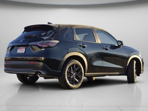Used 2025 Honda HR-V Sport image 23
