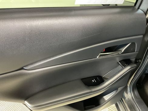 Used 2025 MAZDA CX-30 AWD 2.5 S w/ Preferred Package image 19