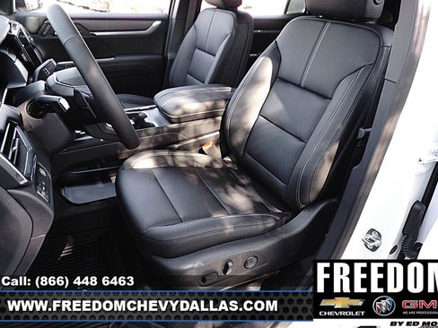 New 2026 GMC Acadia Elevation w/ Black Edition image 13