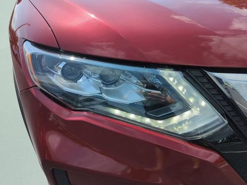 Certified 2020 Nissan Rogue SL w/ Premium Package FWD image 17