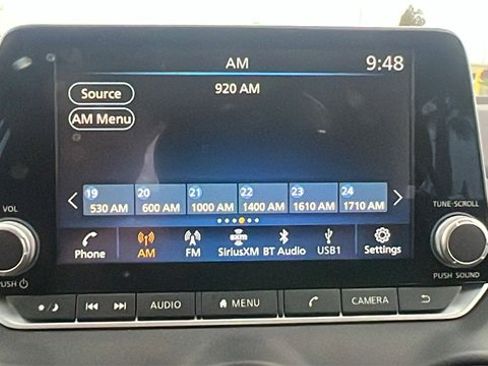 Used 2024 Nissan Sentra SV image 24