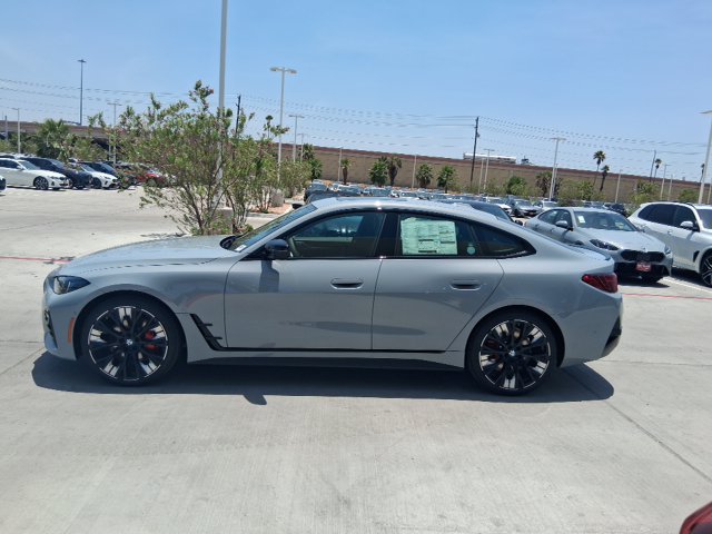 New 2026 BMW 430i w/ M Sport Package RWD image 3