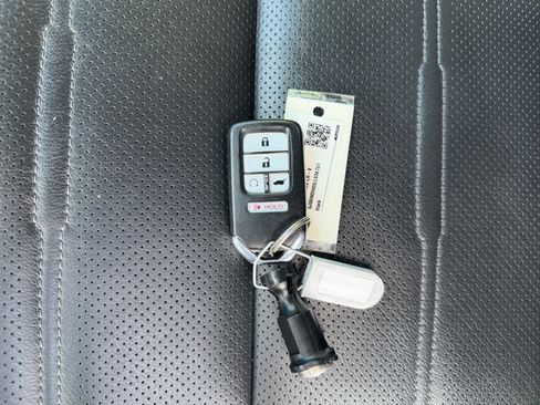 Used 2020 Honda CR-V EX-L image 10