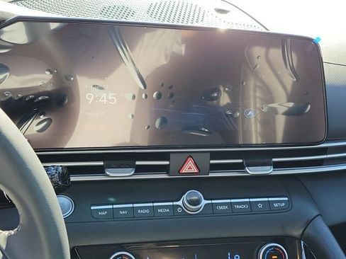 New 2026 Hyundai Elantra Limited image 9