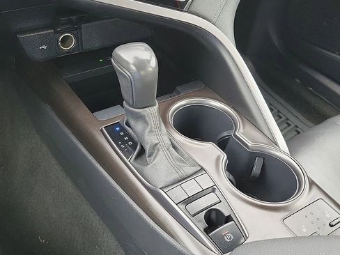 Used 2024 Toyota Camry XSE image 17