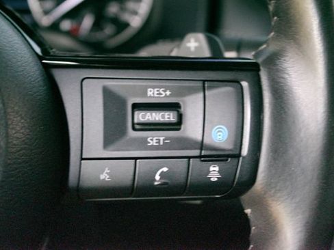 Used 2021 Nissan Rogue SV FWD image 16