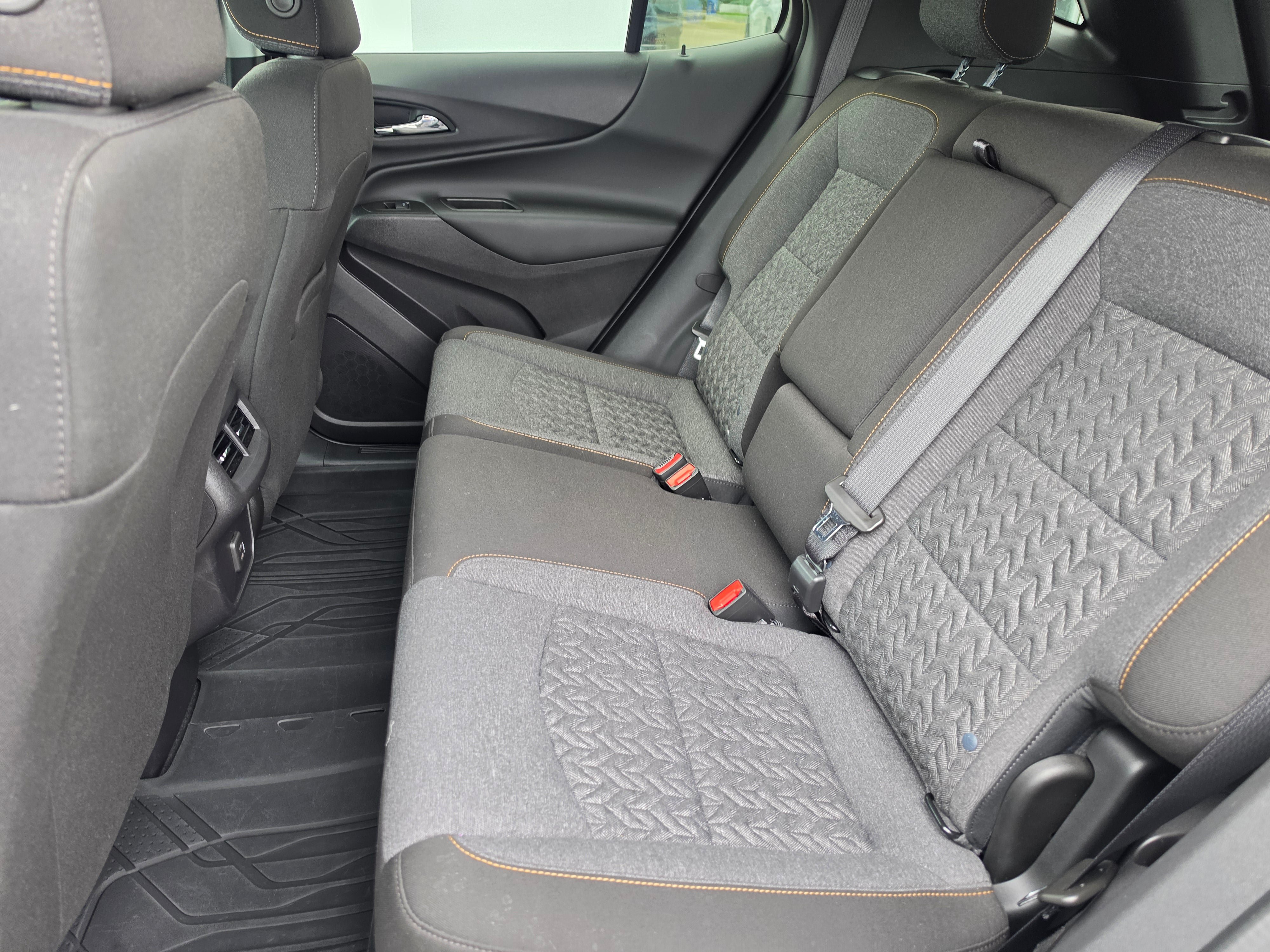 Certified 2024 Chevrolet Equinox LT w/ LPO, Floor Liner Package FWD image 10