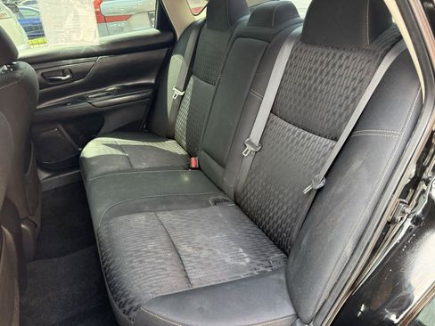 Used 2018 Nissan Altima 2.5 S w/ S Convenience Package FWD image 7