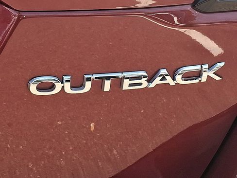 Used 2025 Subaru Outback Premium image 30
