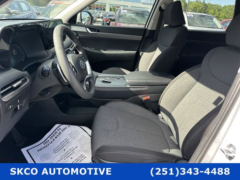 Used 2024 Hyundai Palisade SE image 11