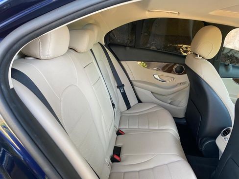 Used 2018 Mercedes-Benz C 300 Sedan image 41
