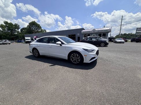 Used 2020 Hyundai Sonata SEL w/ Convenience Package FWD image 16