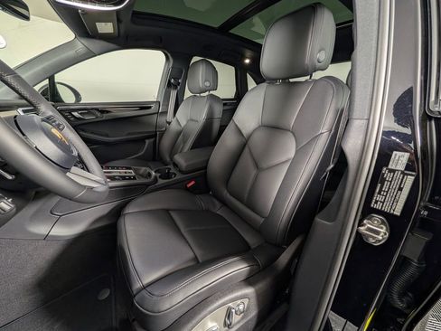New 2026 Porsche Macan S image 5